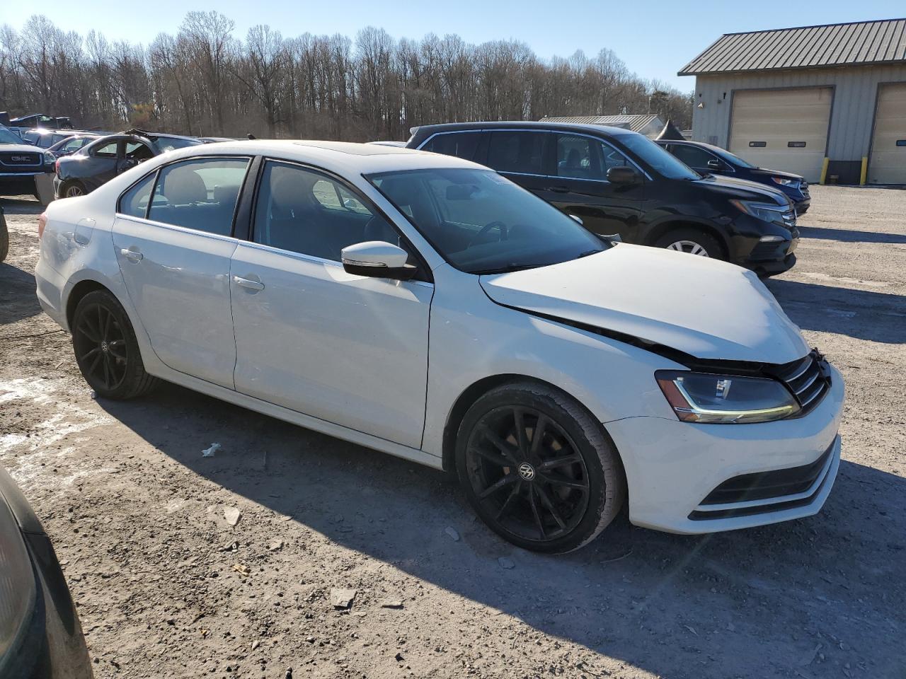 VIN 3VWB67AJ6HM358216 2017 VOLKSWAGEN JETTA no.4