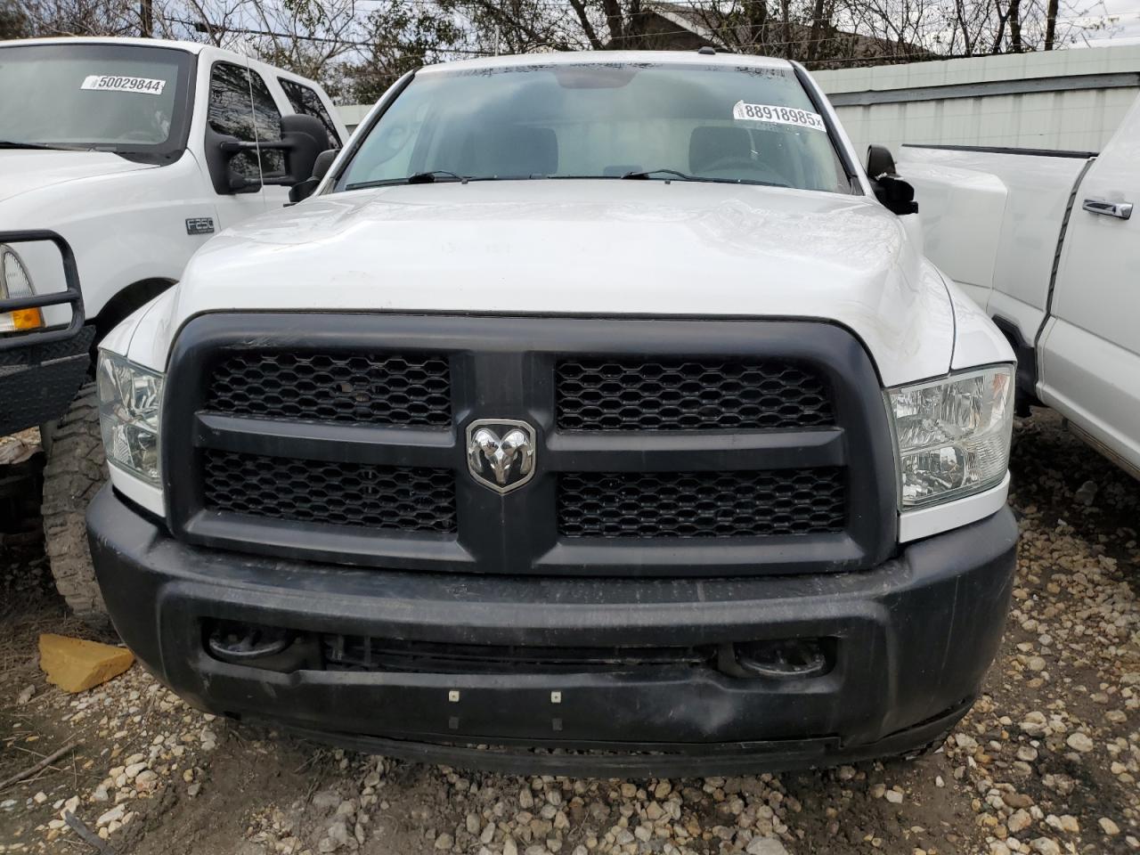 2015 RAM 3500 - Image 9