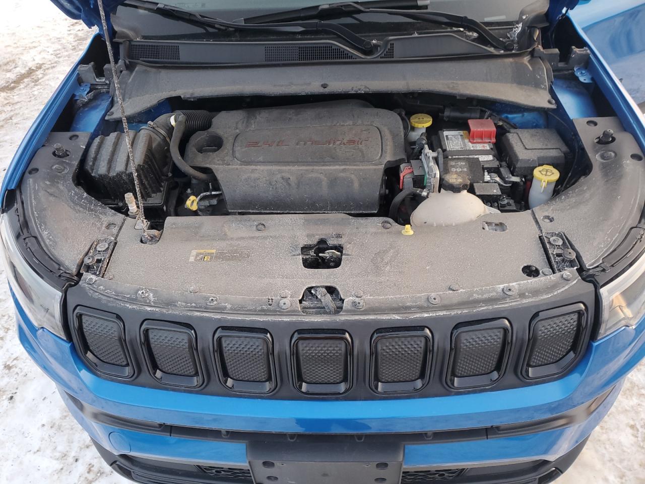 2022 Jeep Compass - Image 12