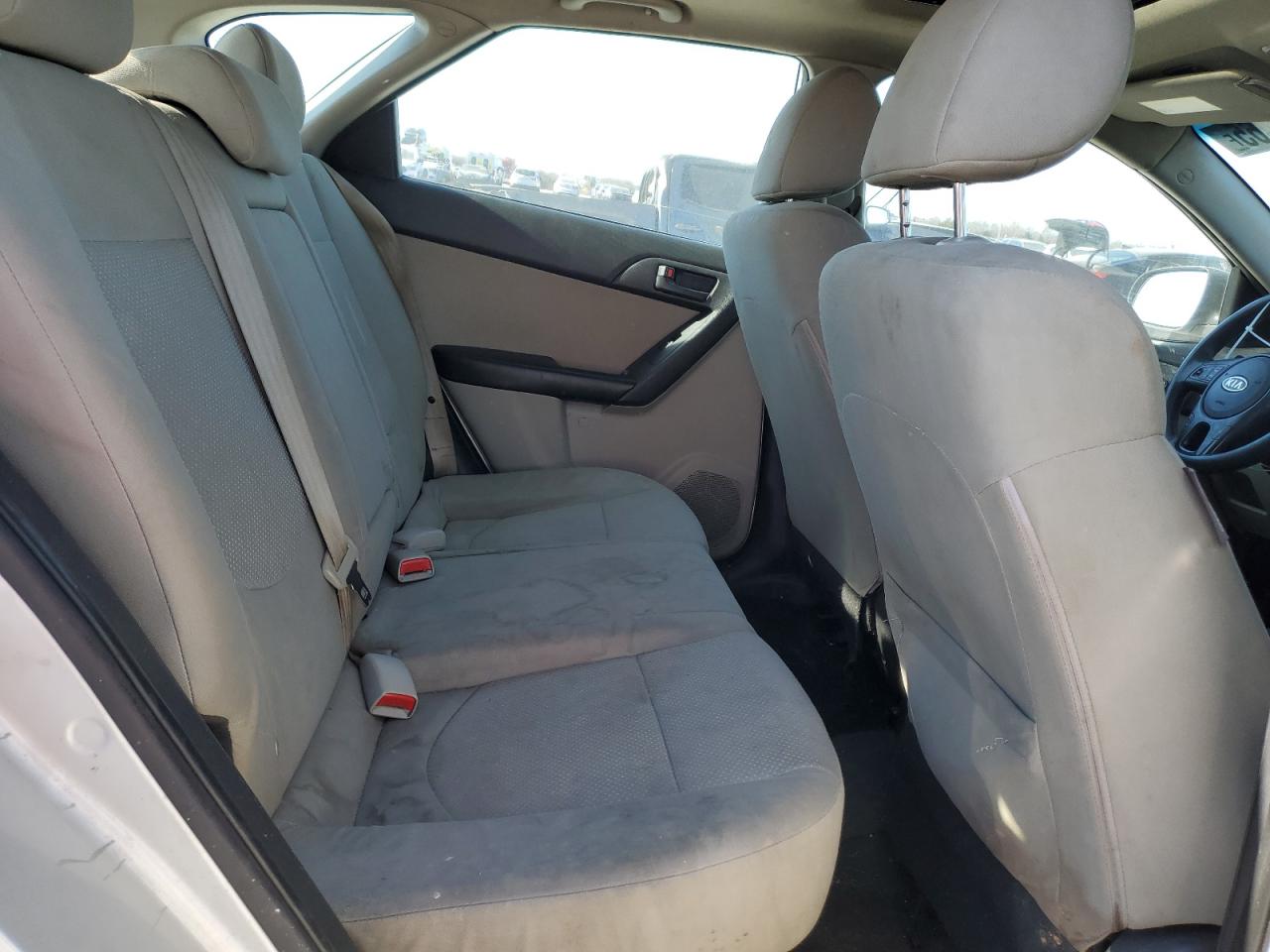 2012 Kia Forte - Image 11