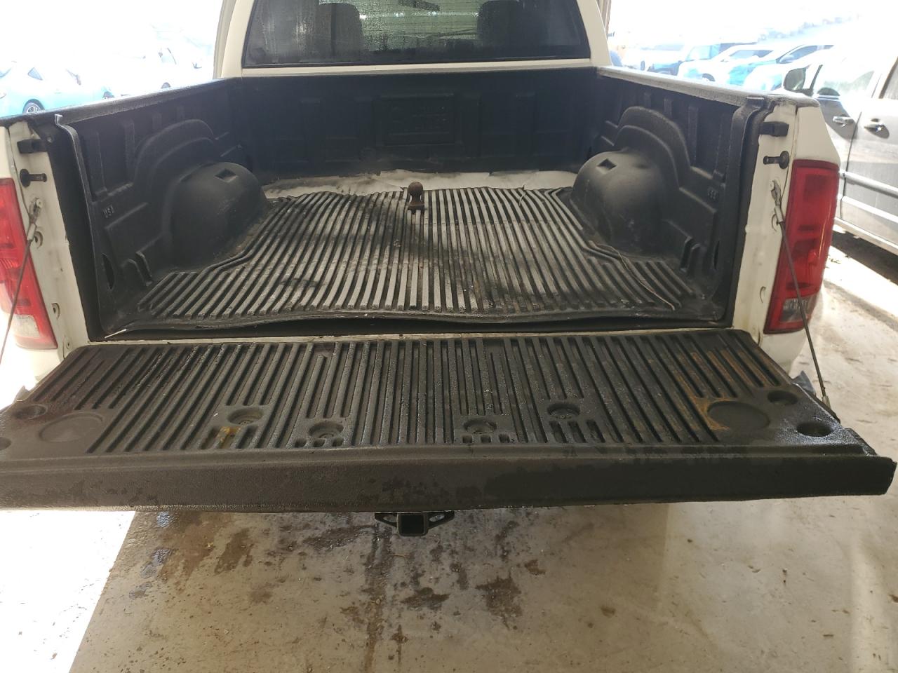 2004 Dodge RAM - Image 10