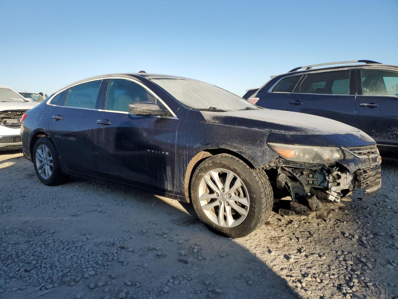 2017 Chevrolet Malibu - Image 4