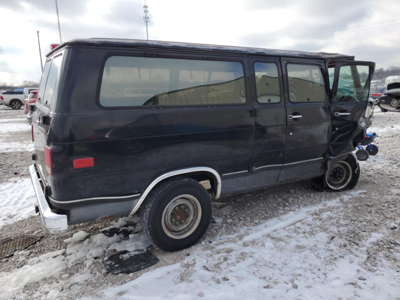 1994 Chevrolet Van - Image 3