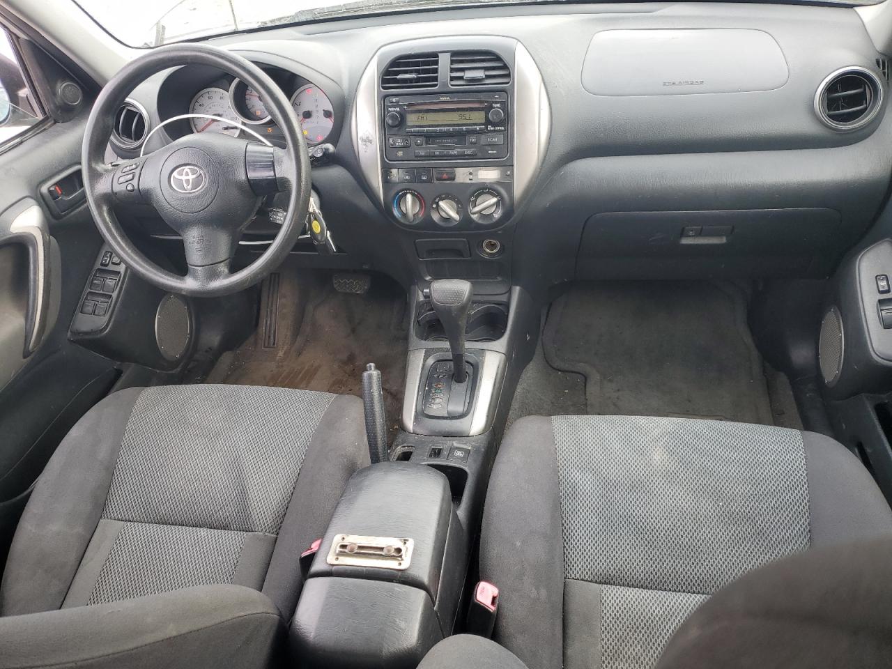 2004 Toyota RAV 4 - Image 8