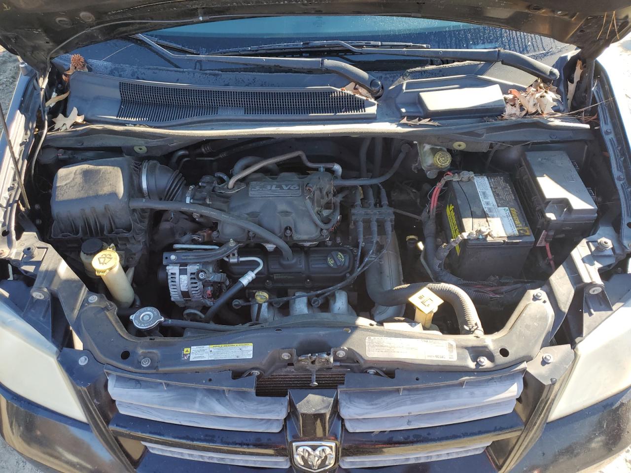 2009 Dodge Caravan - Image 12