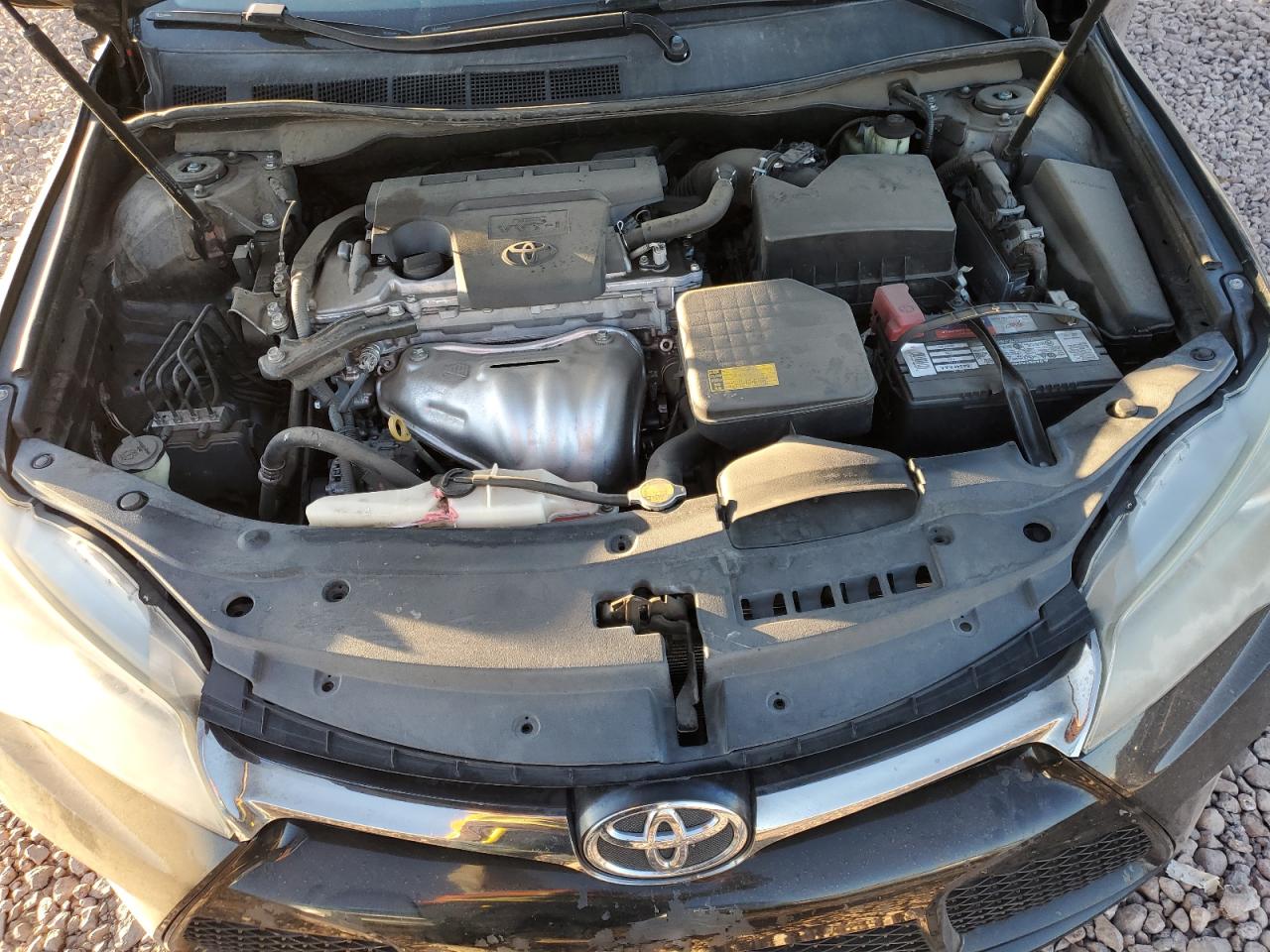 2015 Toyota Camry - Image 11