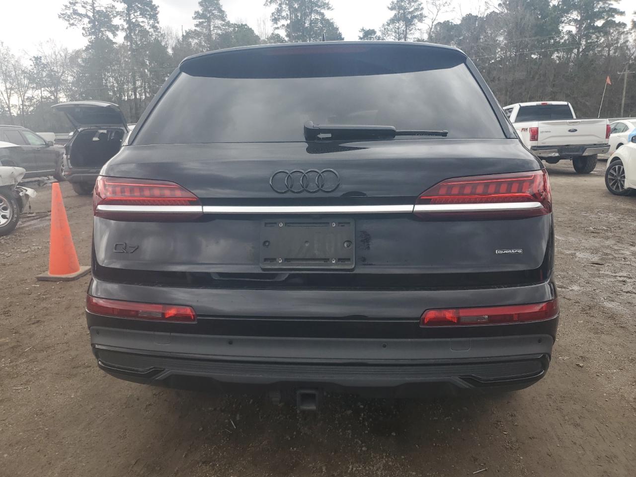 2021 Audi Q7 - Image 6