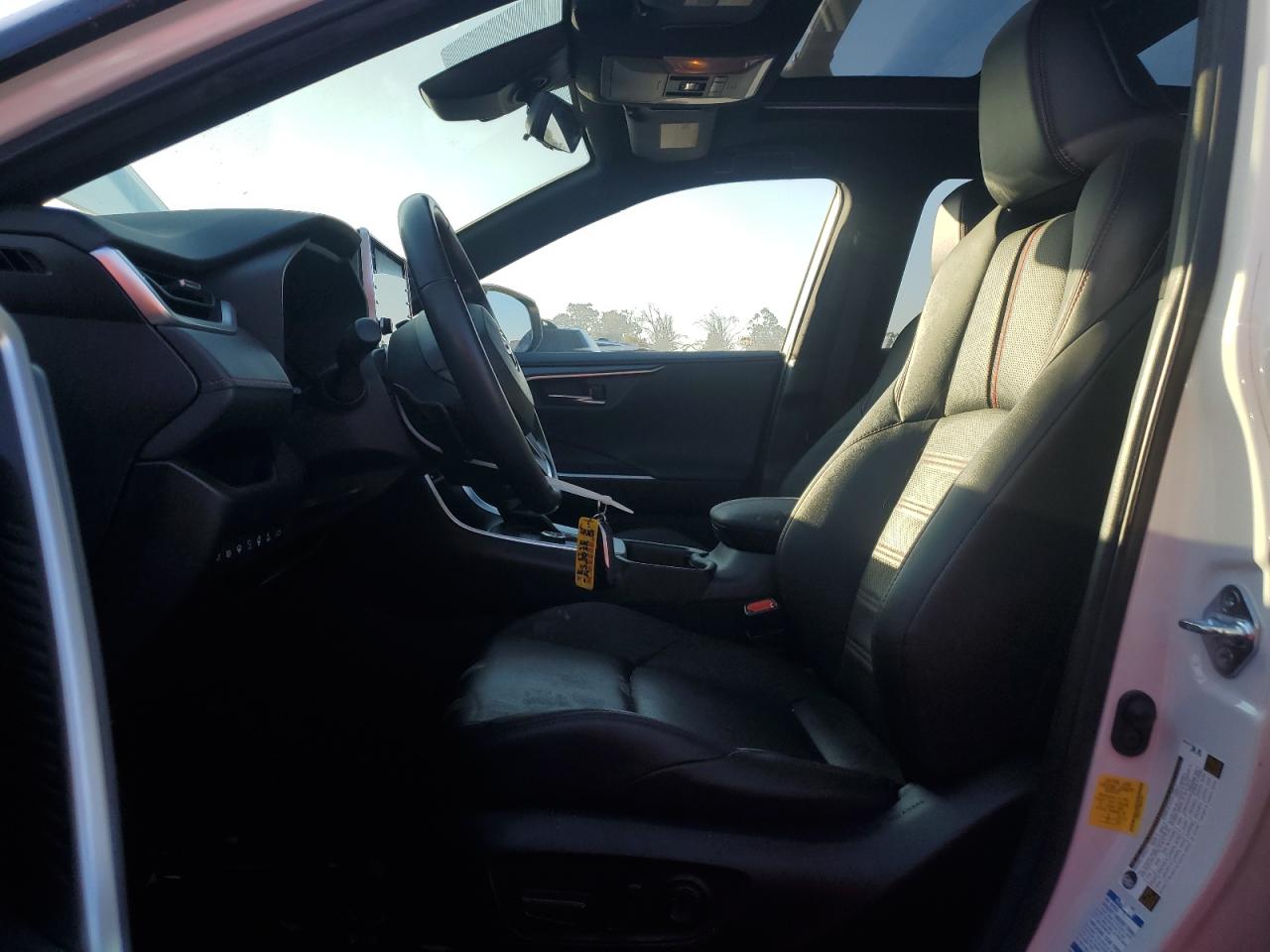 2021 Toyota RAV 4 - Image 7