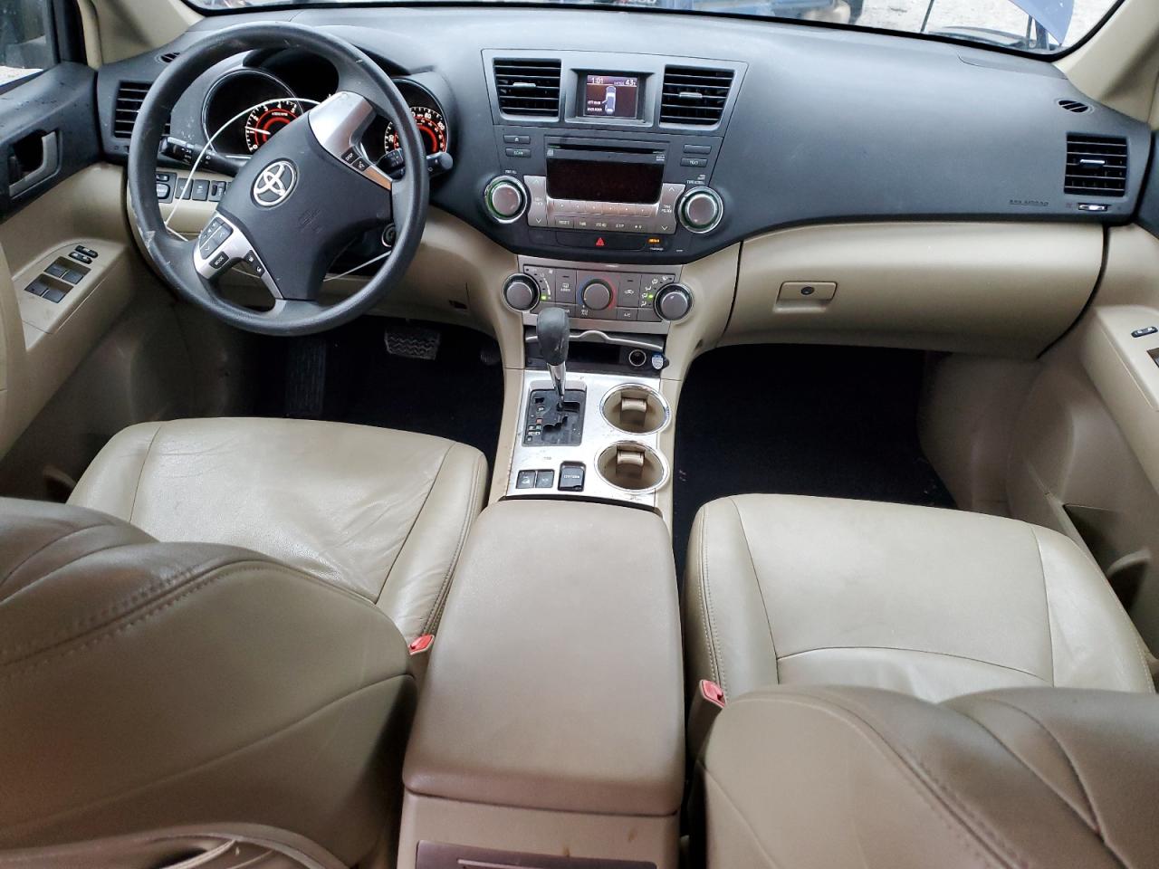 2011 Toyota Highlander - Image 8