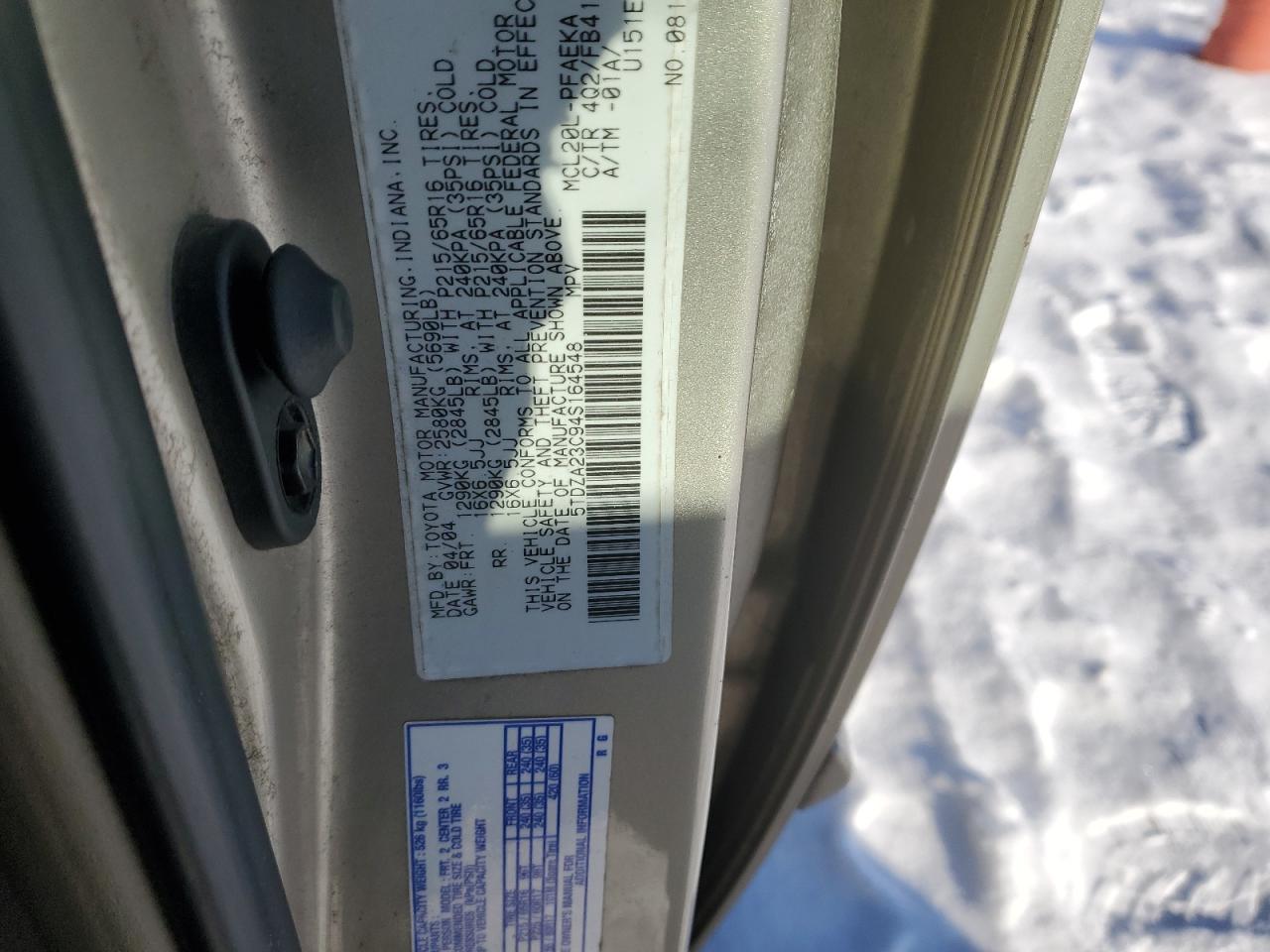 2004 Toyota Sienna - Image 13