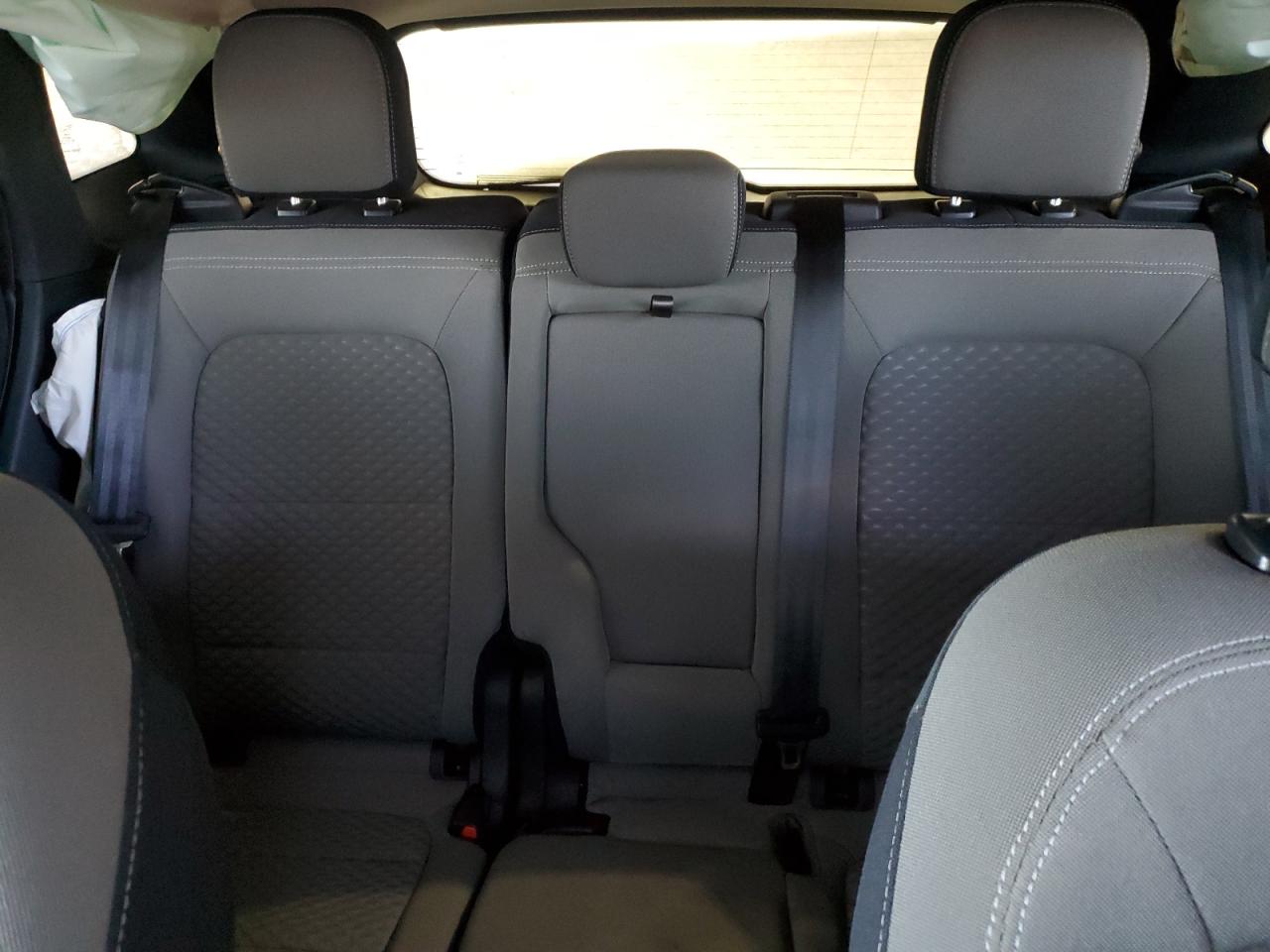 2020 Ford Escape - Image 10