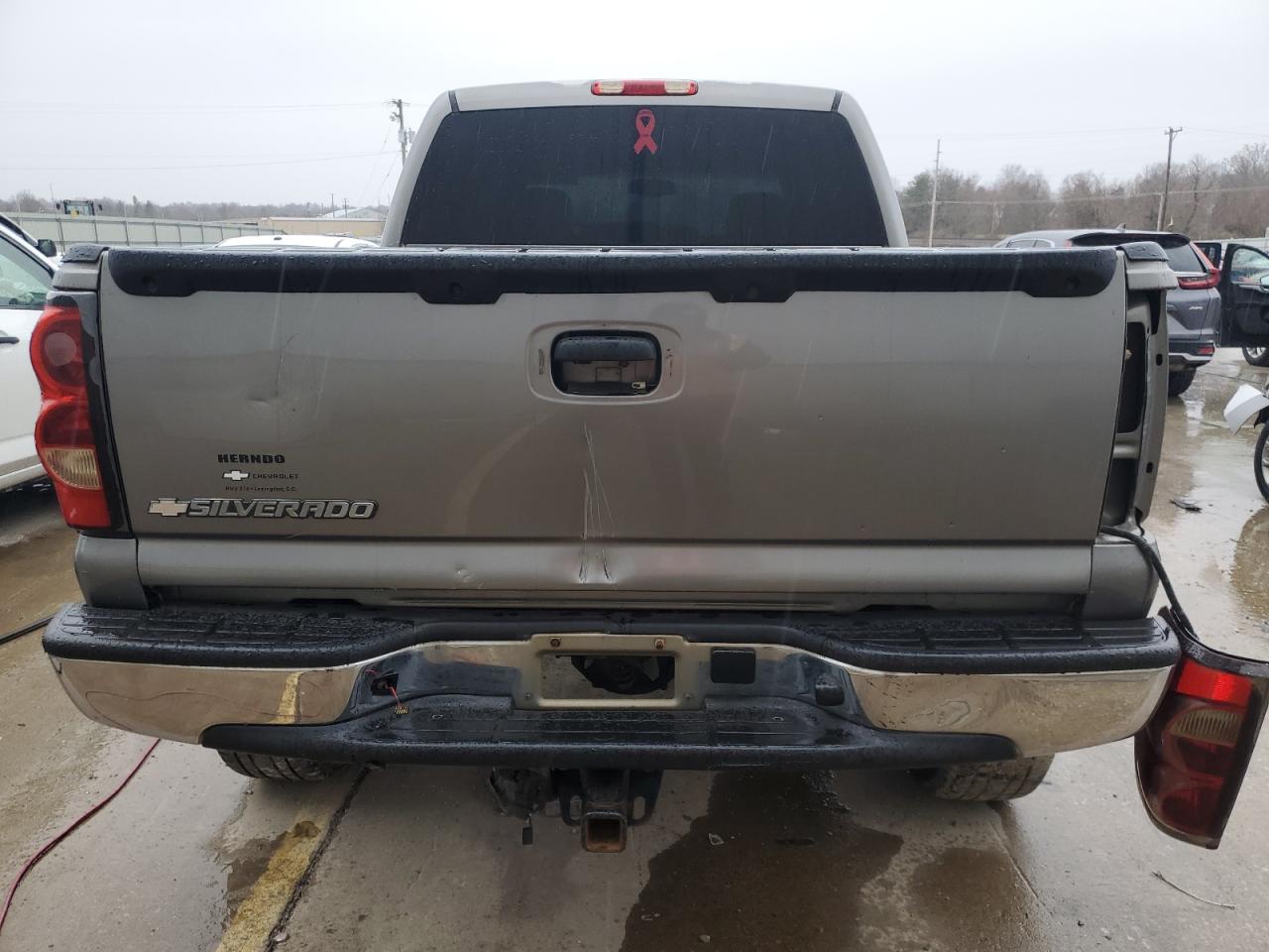 2006 Chevrolet Silverado - Image 6
