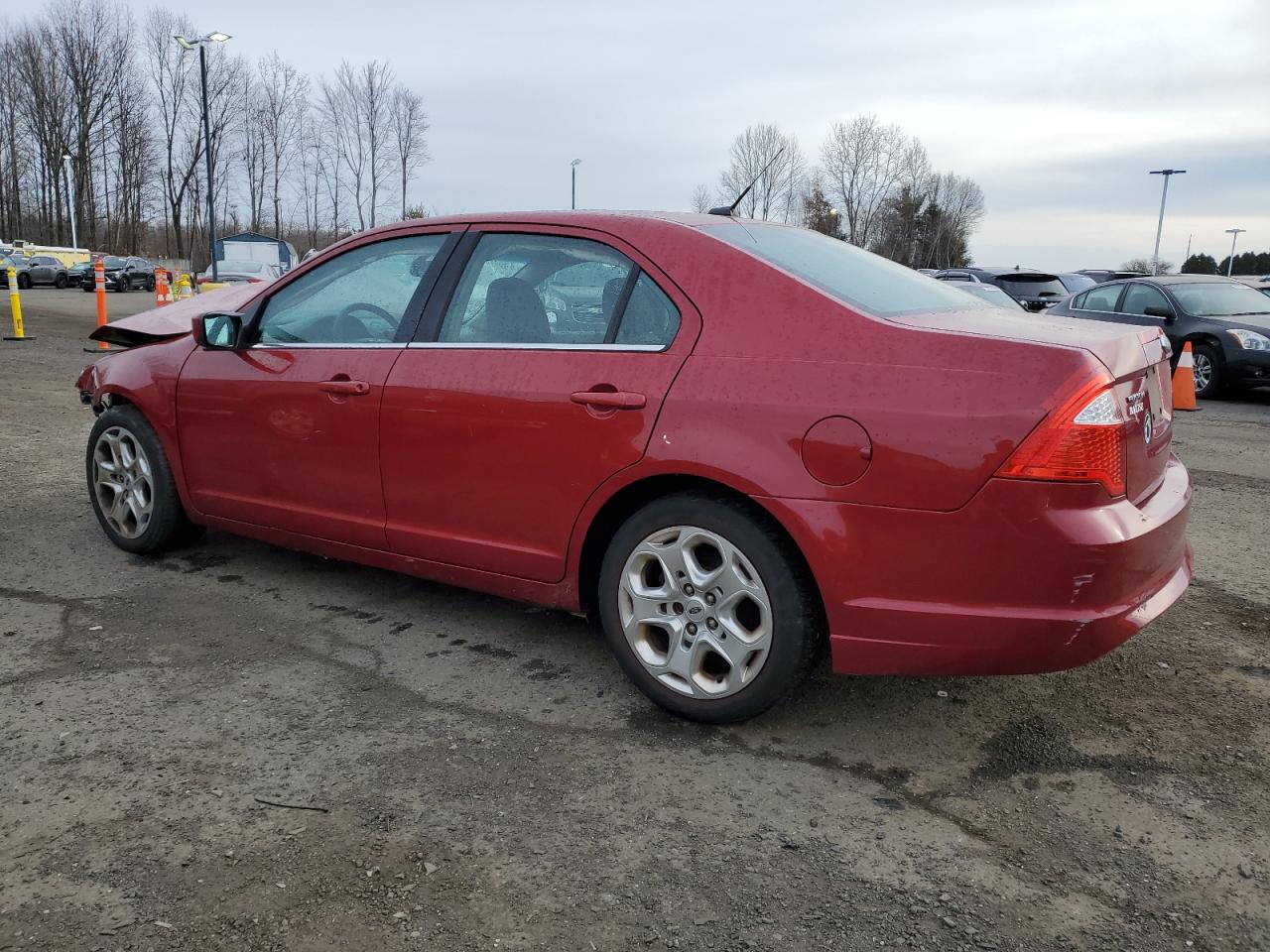 2010 Ford Fusion - Image 2