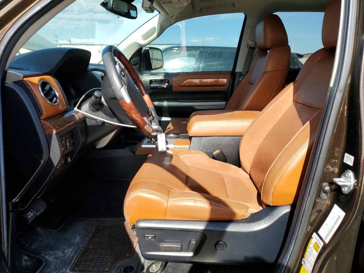 2021 Toyota Tundra - Image 7