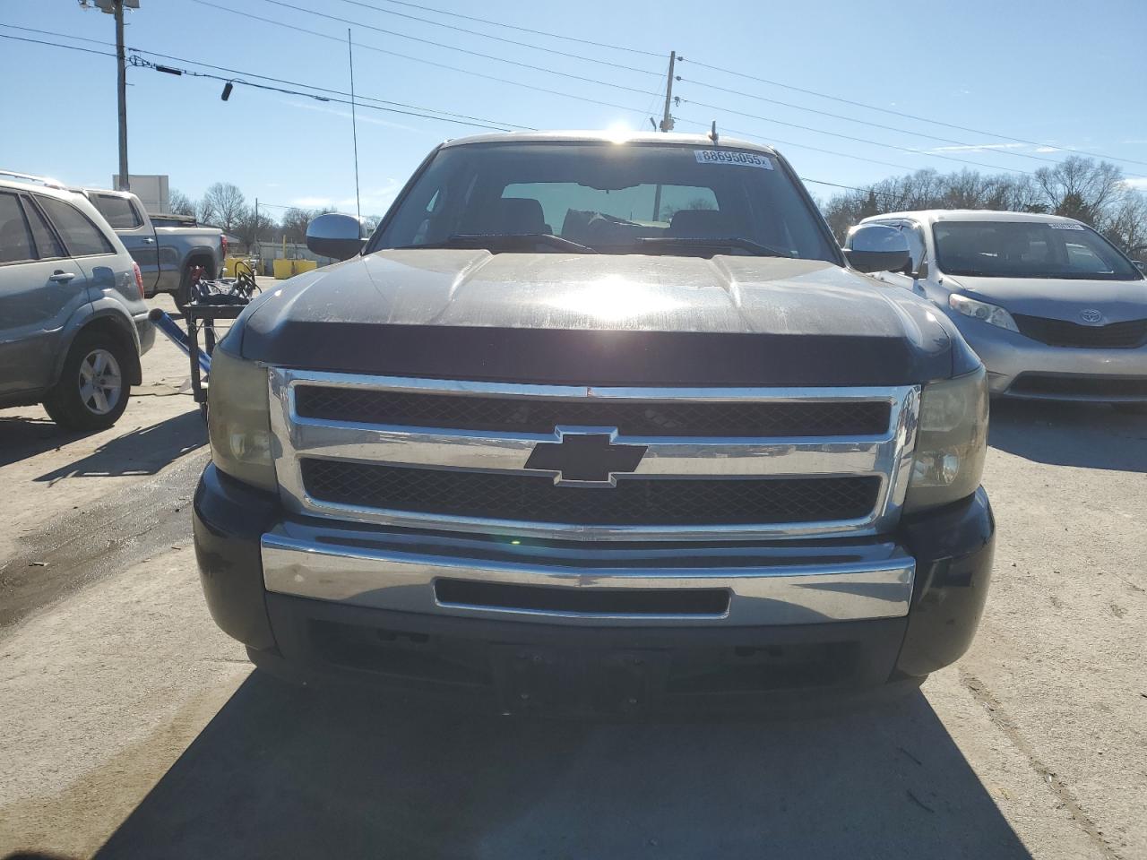 2010 Chevrolet Silverado - Image 5