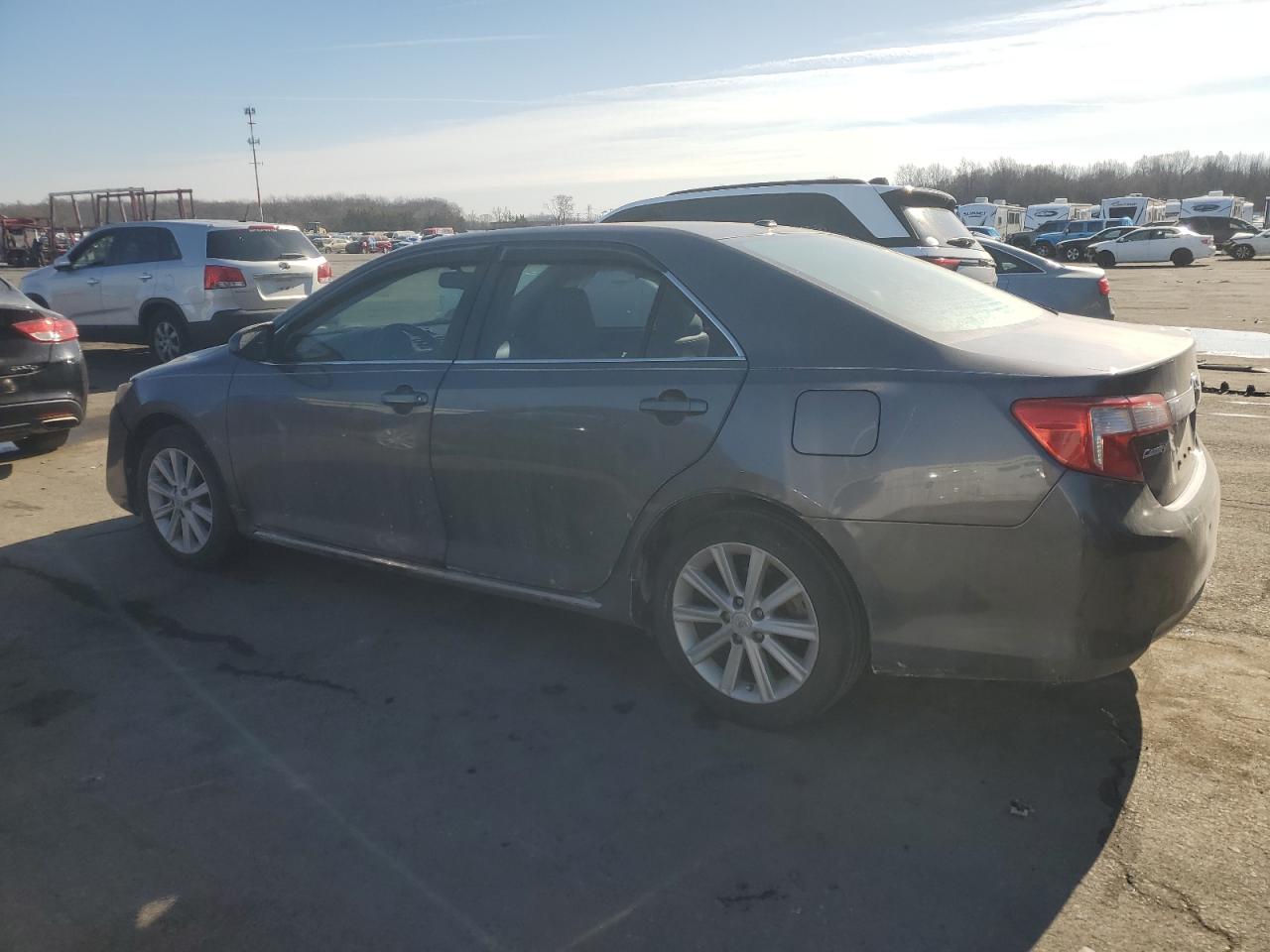 2014 Toyota Camry - Image 2