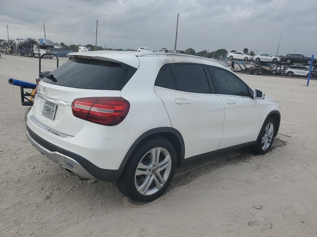 2020 Mercedes-Benz GLA-klasse - Image 3