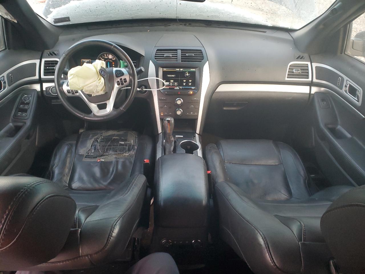 2015 Ford Explorer - Image 8