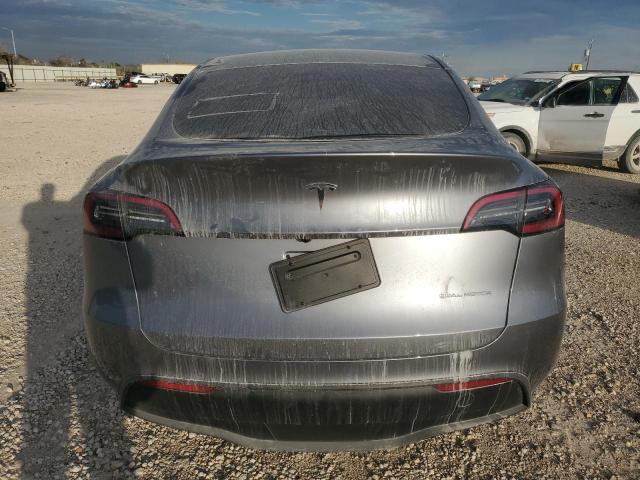  TESLA MODEL Y 2024 Серый