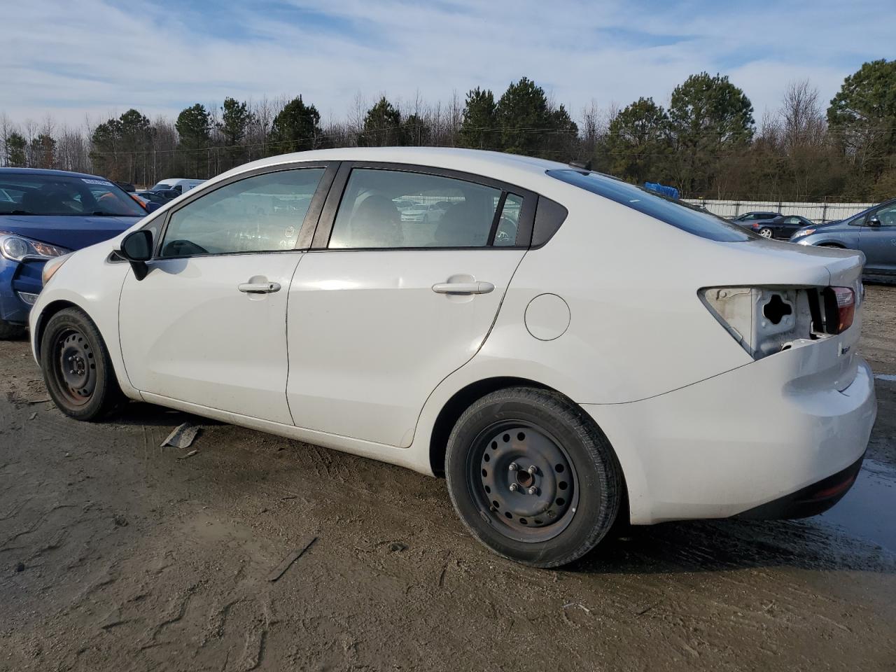 2013 Kia Rio - Image 2