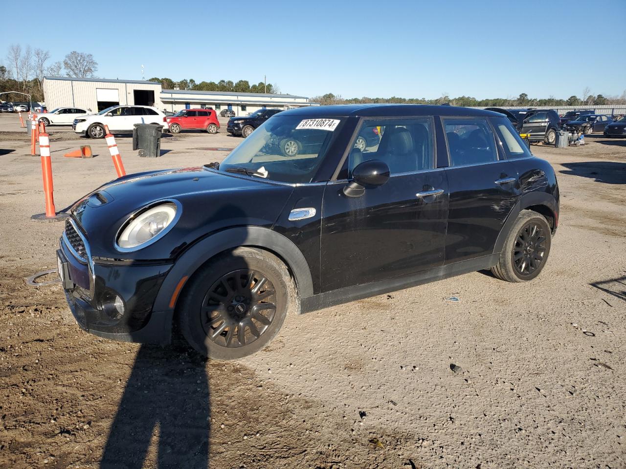 2015 MINI Cooper - Image 1