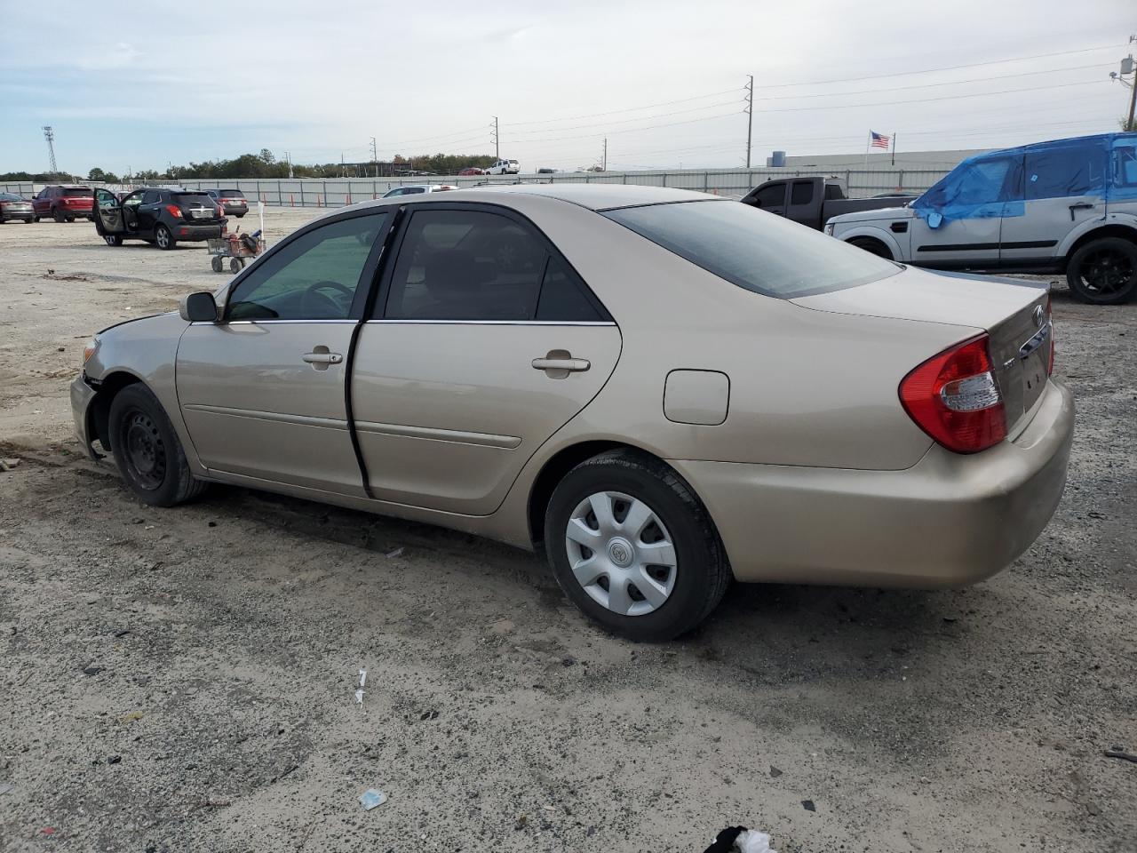 2003 Toyota Camry - Image 2