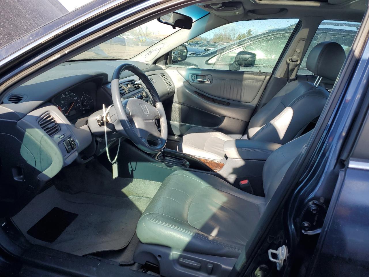 1999 Honda Accord - Image 7