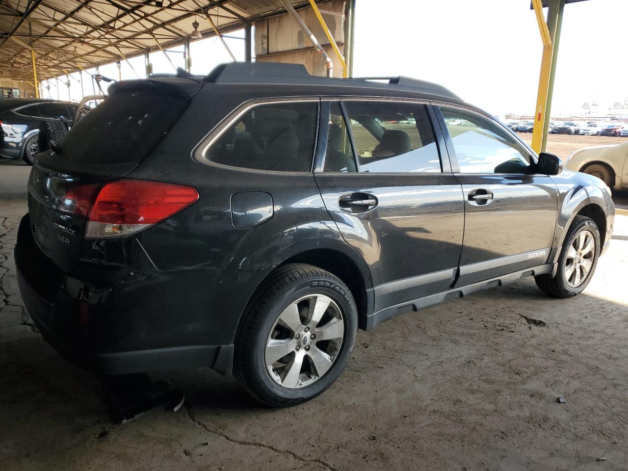 2012 Subaru Outback - Image 3