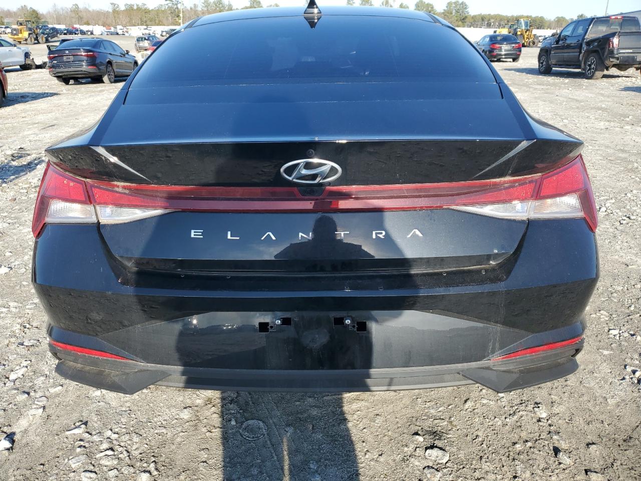 2023 Hyundai Elantra - Image 6