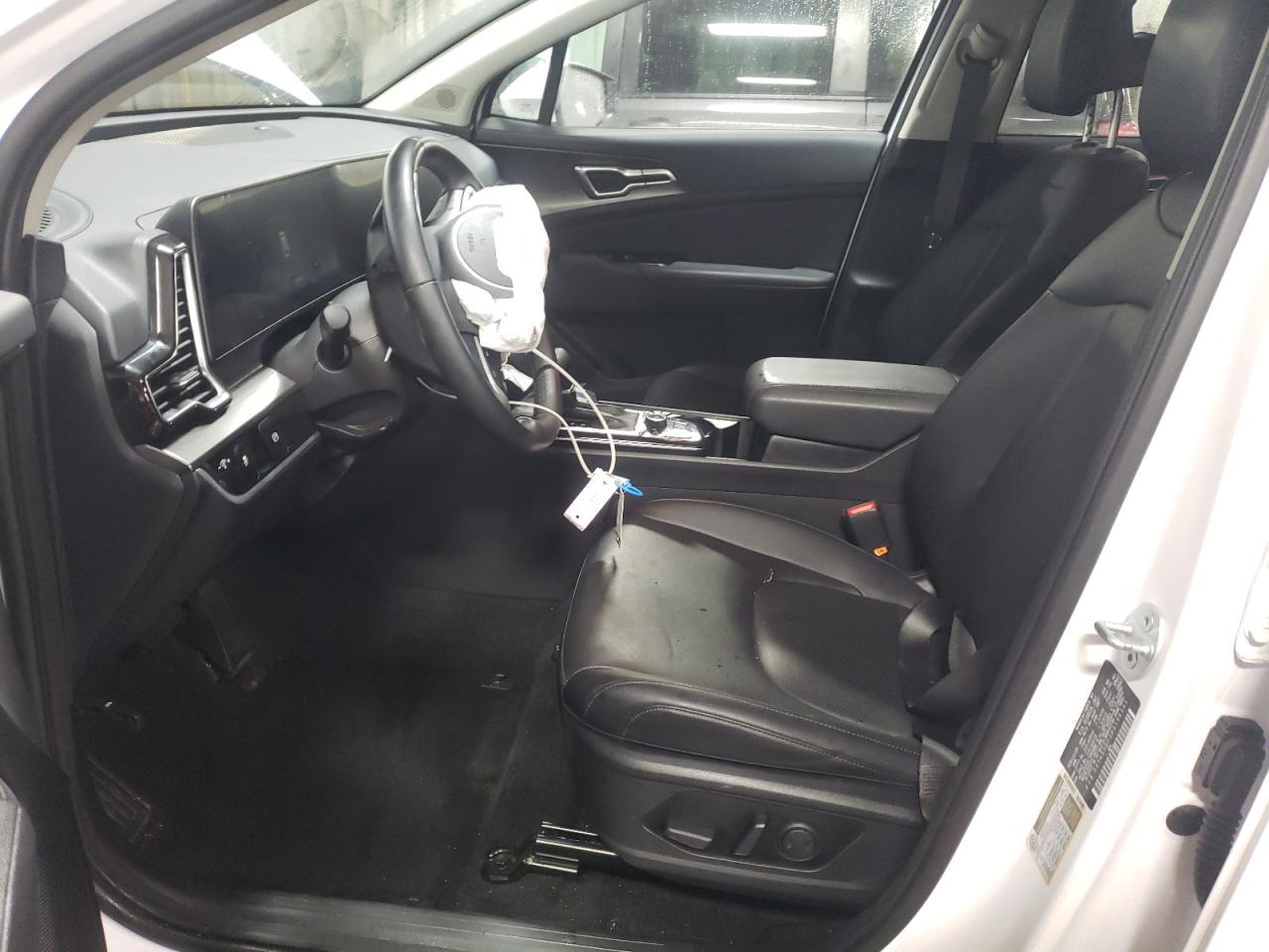 2024 Kia Sportage - Image 7