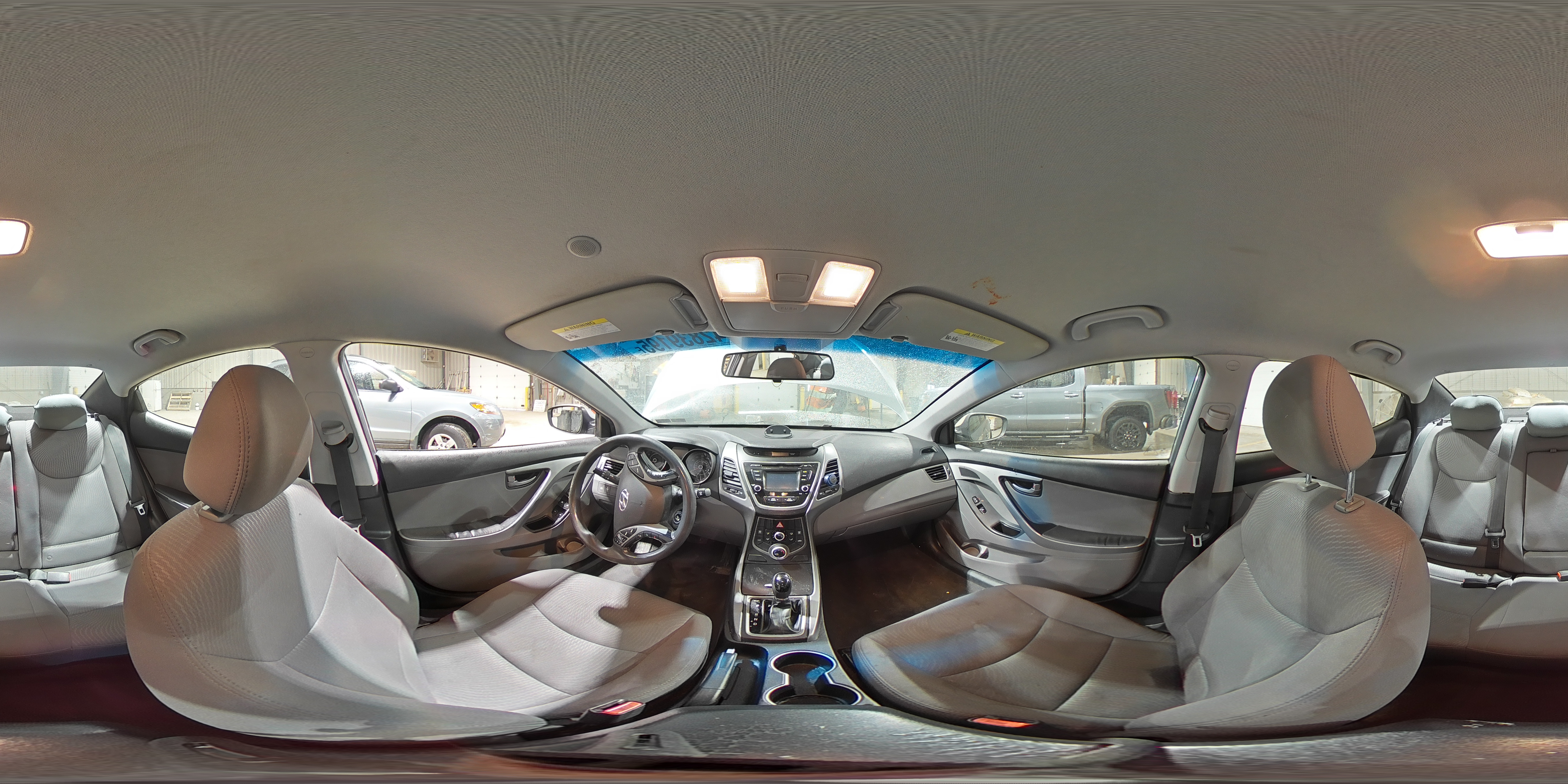 2015 Hyundai Elantra - Image 12