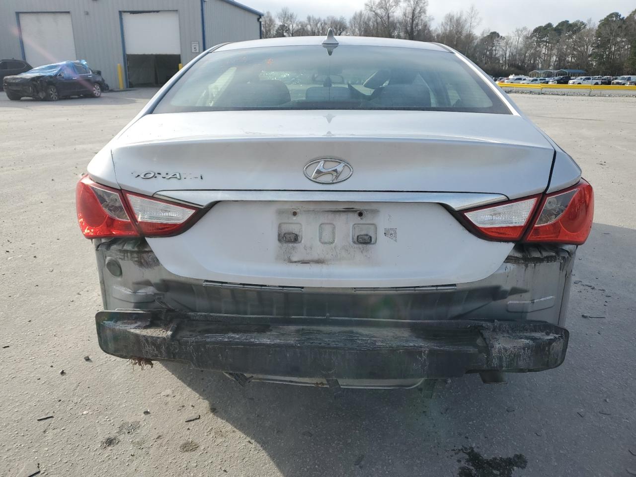 2011 Hyundai Sonata - Image 6