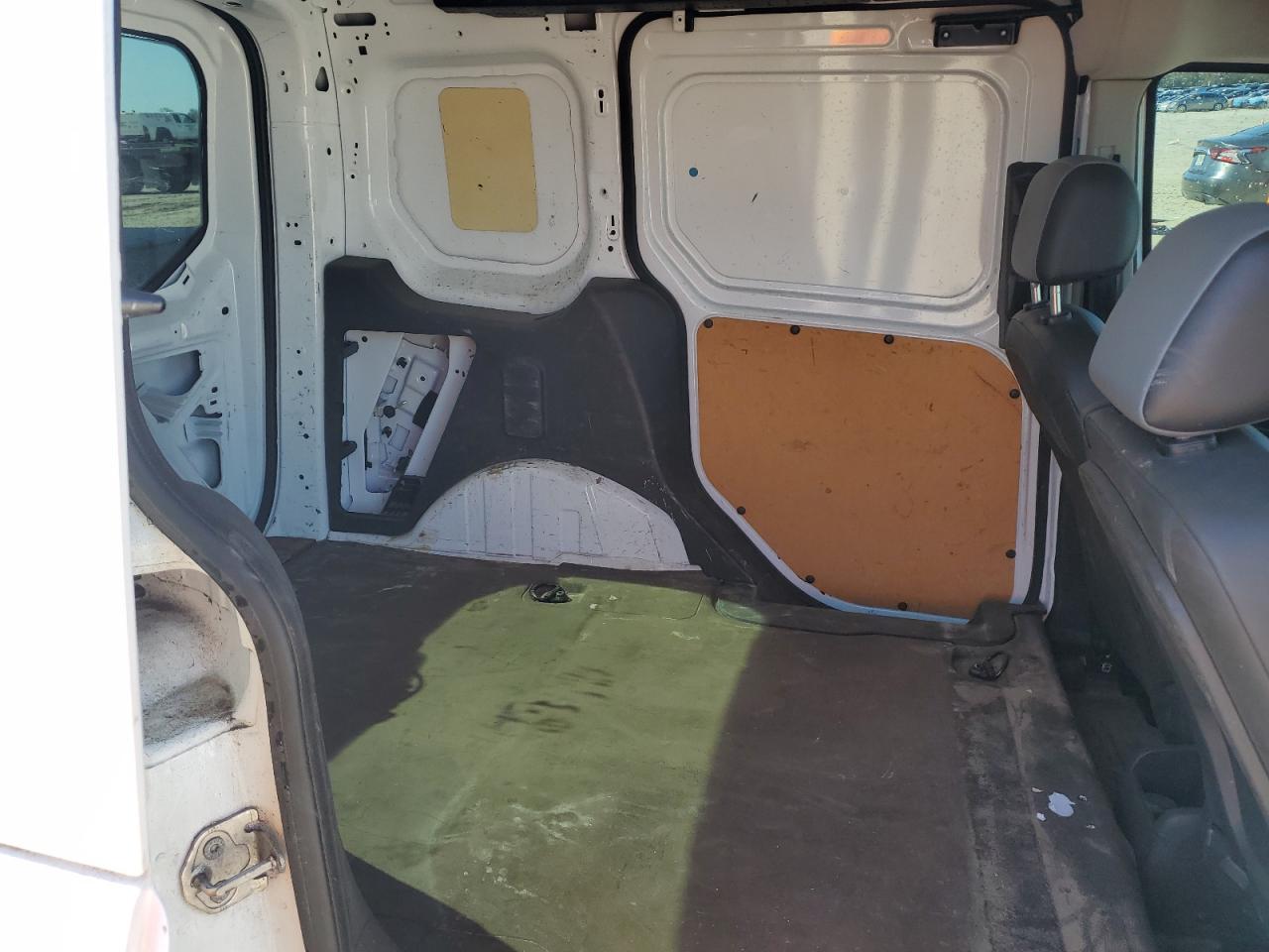 2014 Ford Transit - Image 11