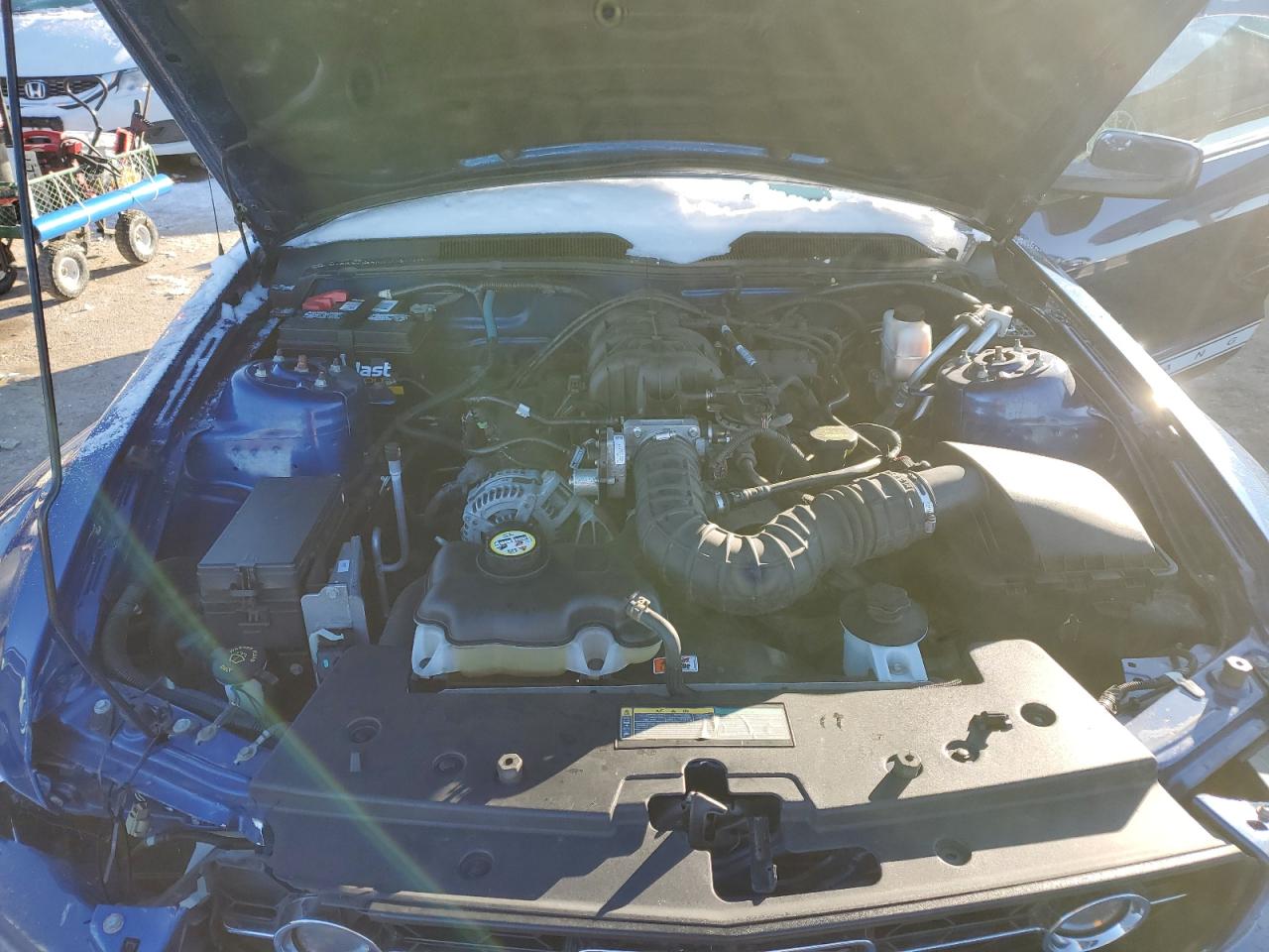 2009 Ford Mustang - Image 12