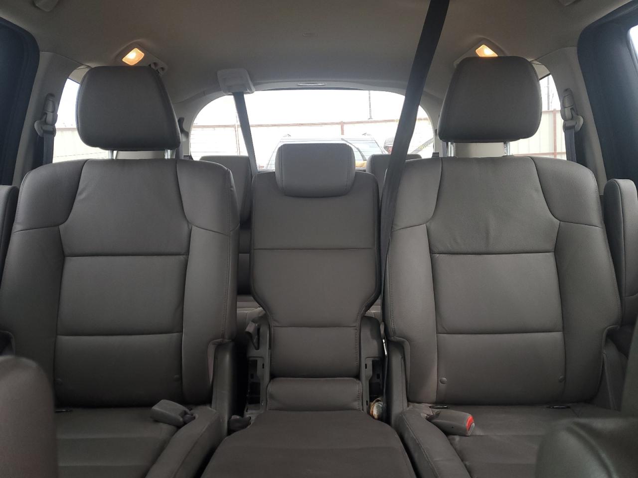 2014 Honda Odyssey - Image 10