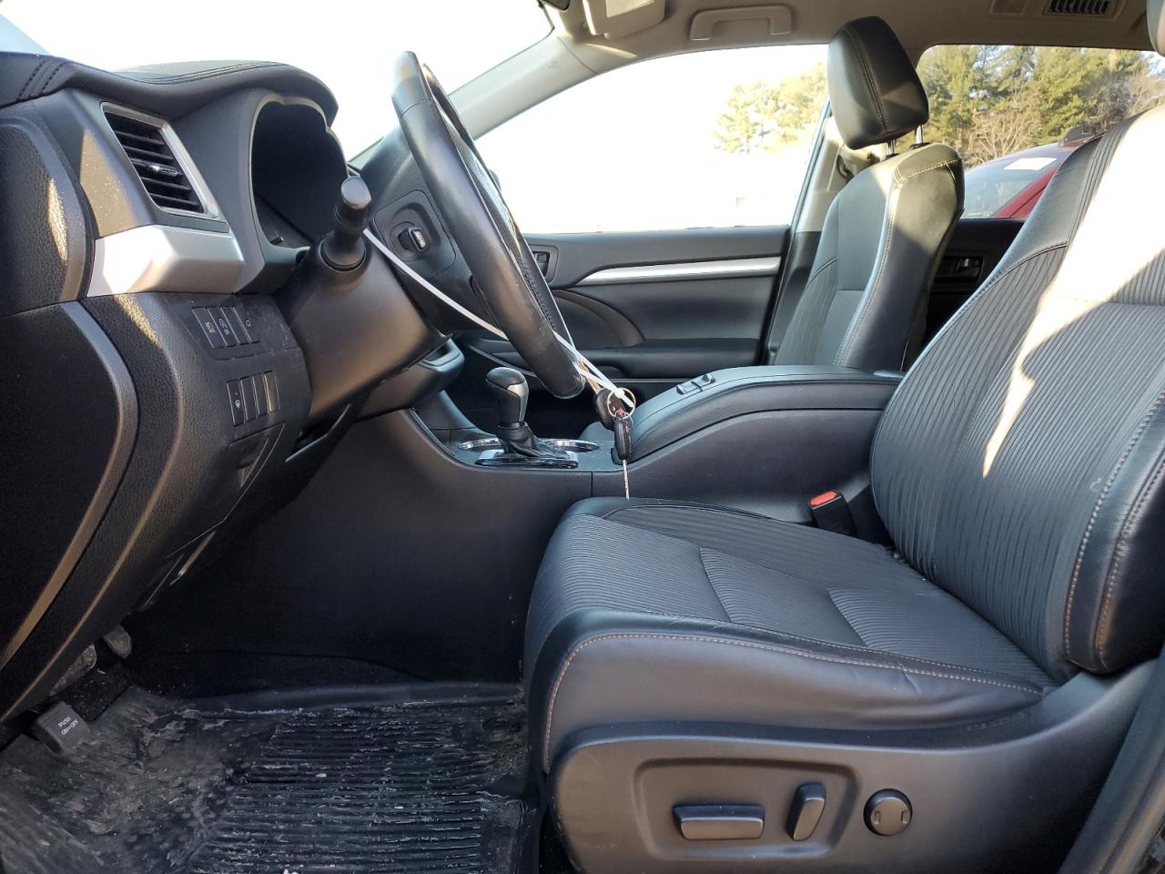 2019 Toyota Highlander - Image 7