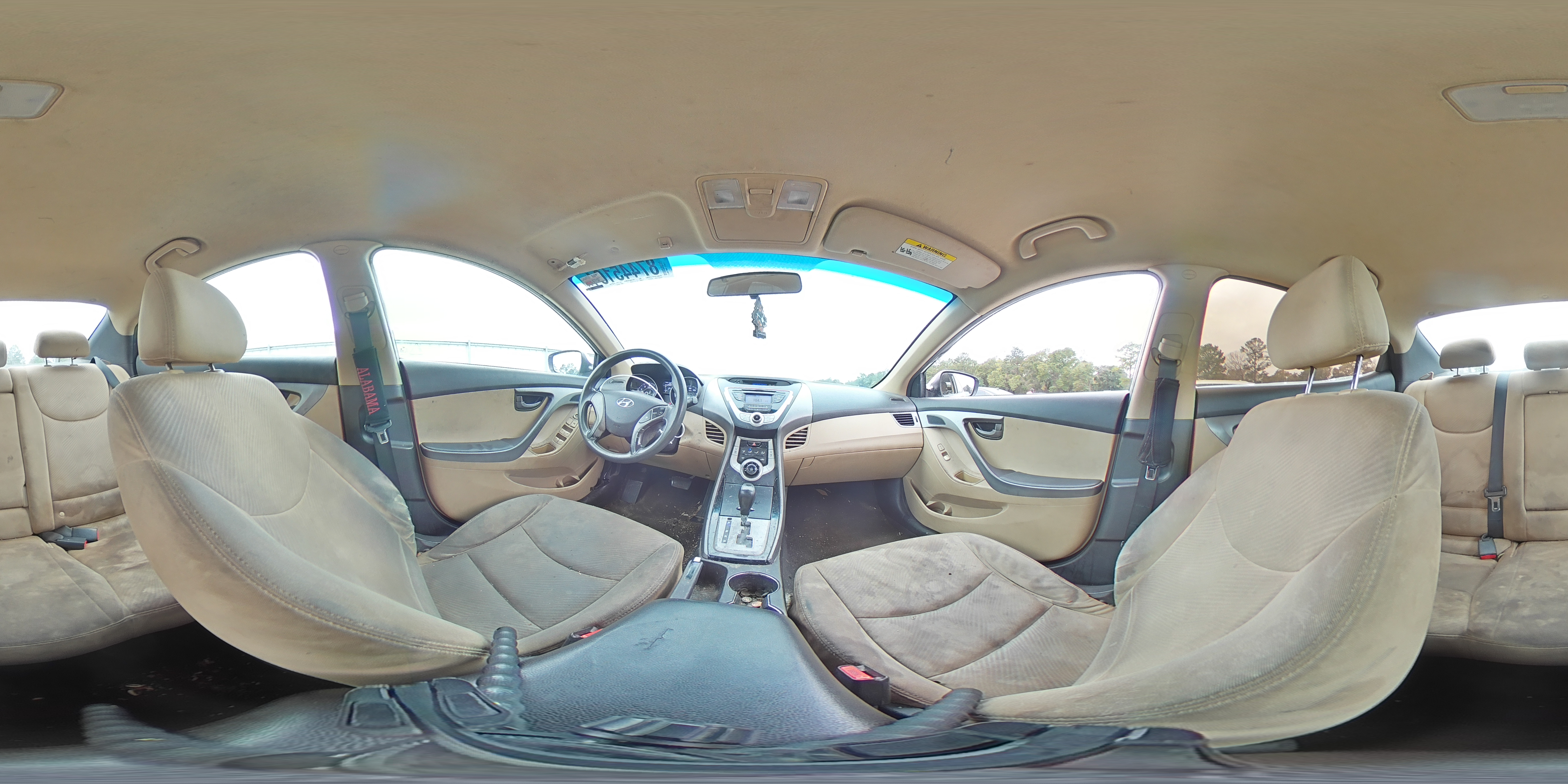 2012 Hyundai Elantra - Image 13