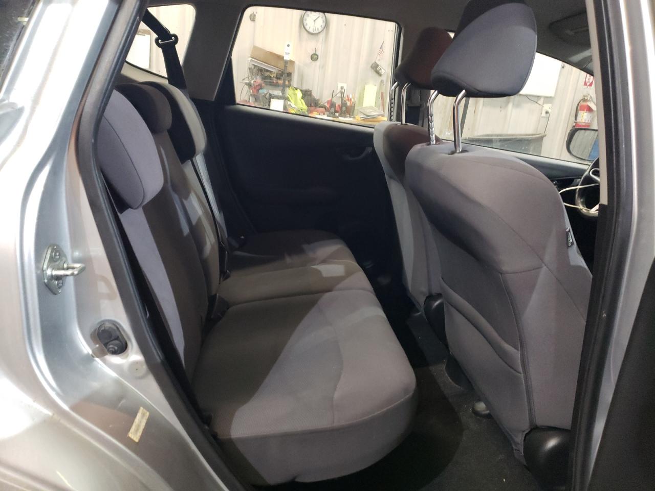 2012 Honda Fit - Image 10