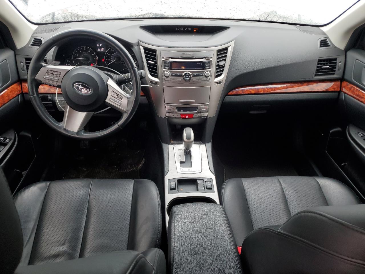 2011 Subaru Outback - Image 8