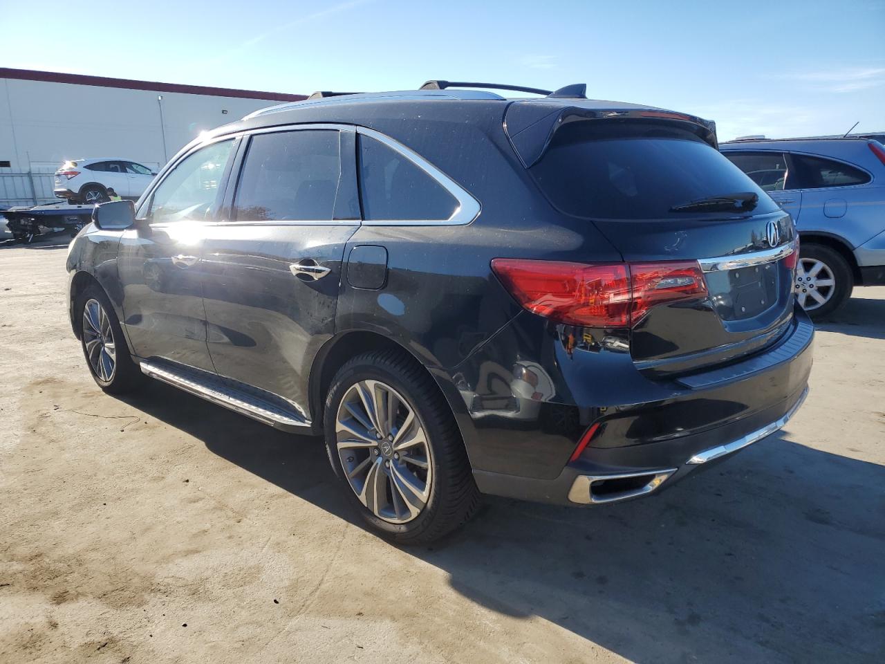 VIN 5FRYD4H59HB003795 2017 ACURA MDX no.2