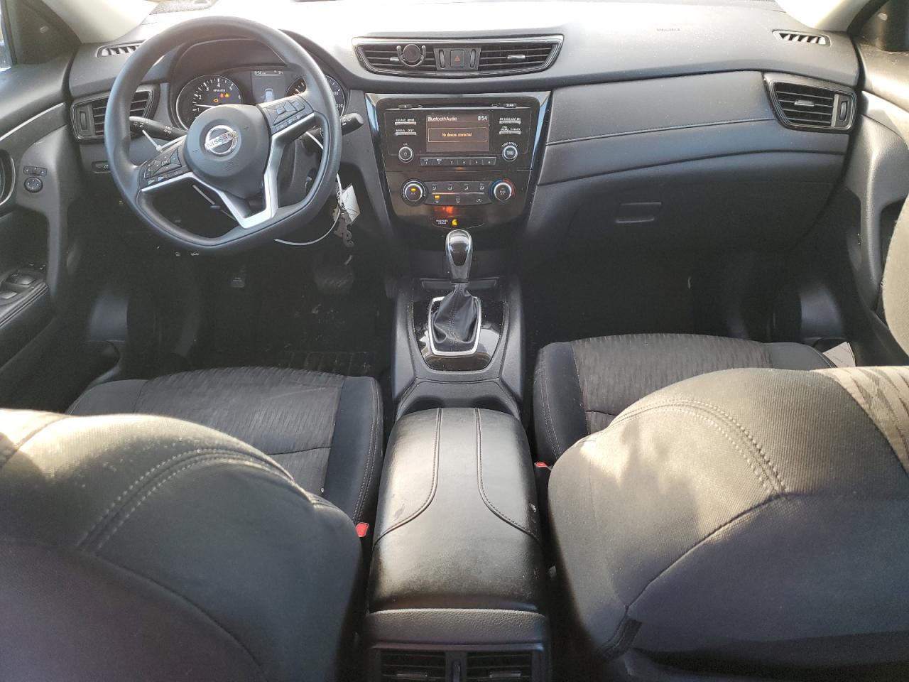 2017 Nissan Rogue - Image 8