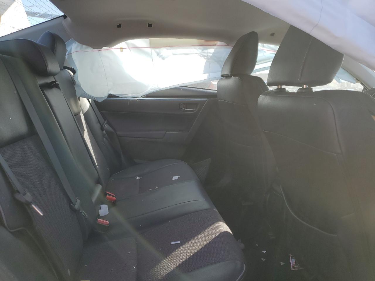 2015 Toyota Corolla - Image 11