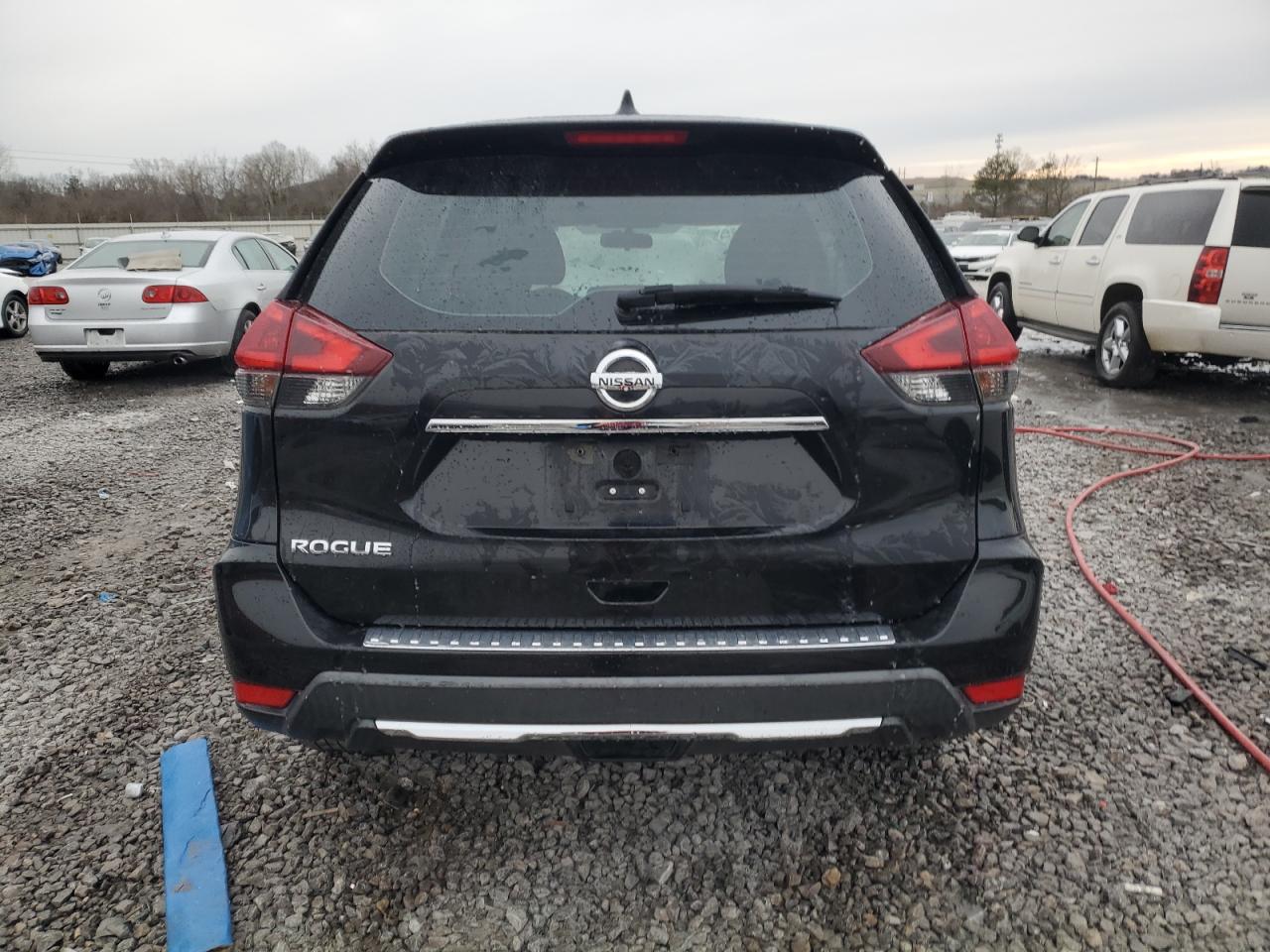 2018 Nissan Rogue - Image 6