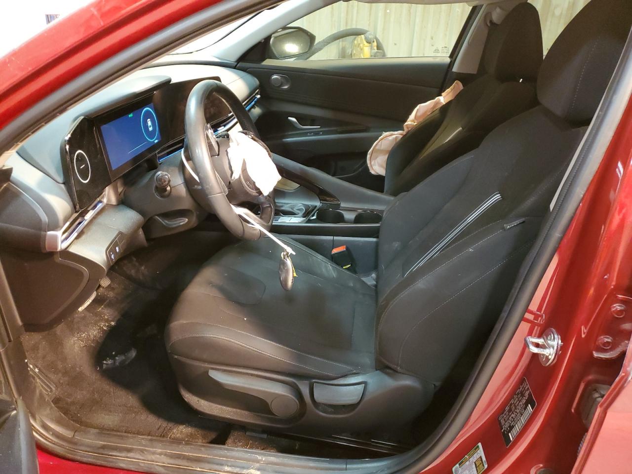 2024 Hyundai Elantra - Image 7