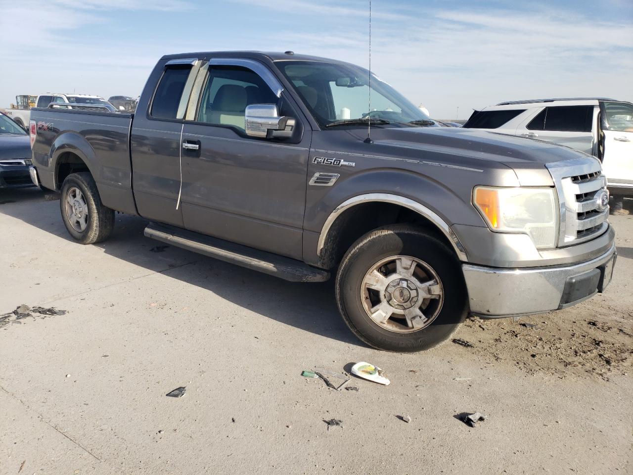 2010 Ford F-150 - Image 4