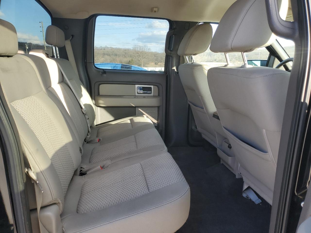 2009 Ford F-150 - Image 11