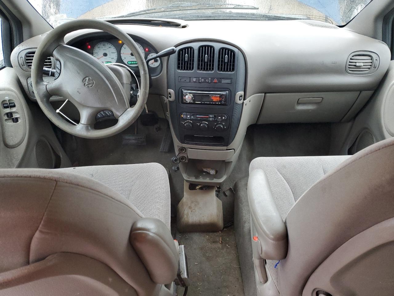 2002 Dodge Caravan - Image 8