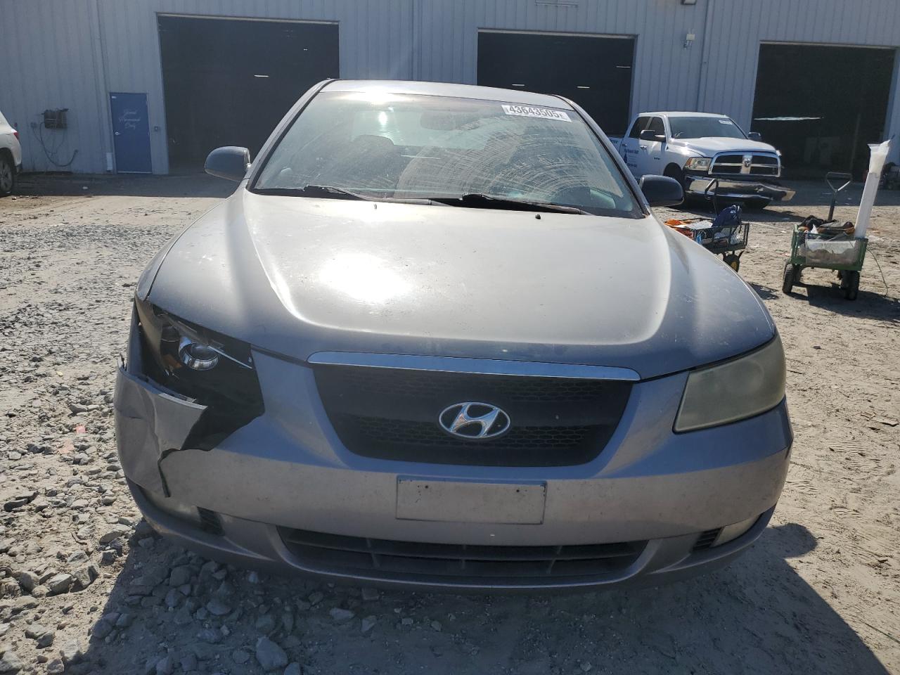 2006 Hyundai Sonata - Image 5