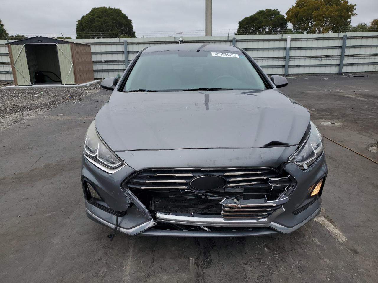 2018 Hyundai Sonata - Image 5