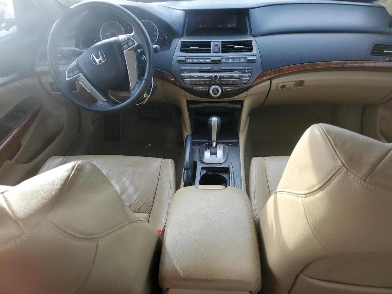 2011 Honda Accord - Image 8
